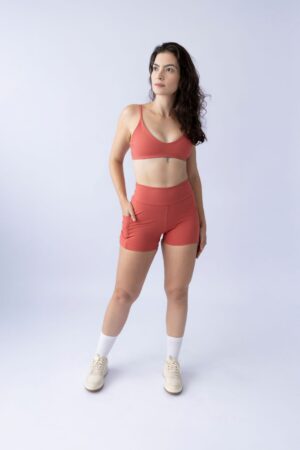 Short Agile Guava